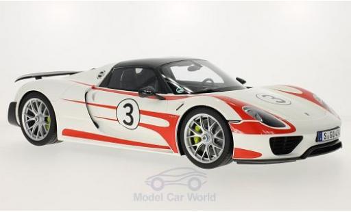 Modelauto Porsche 918 Weissach Package Spyder wit/Dekor 1/12 GT Spirit