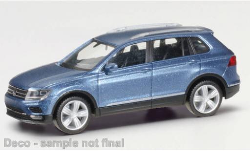 Modelauto Volkswagen Tiguan Base metallic blauw 1/87 Herpa
