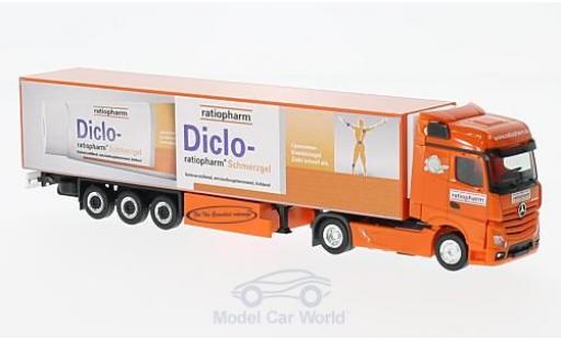 Modelauto Mercedes Actros Bigspace Ratiopharm K&Atilde;&frac14;hlkoffer-SZ 1/87 Herpa