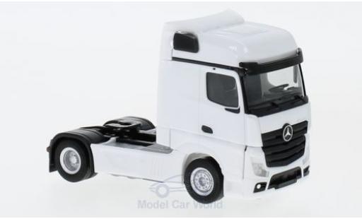 Modelauto Mercedes Actros Bigspace wit 2018 Zugmaschine 1/87 Herpa