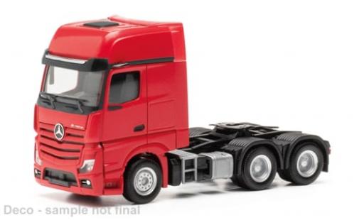 Modelauto Mercedes Actros Gigaspace L 6x4 rood 1/87 Herpa