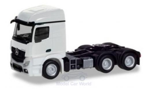 Modelauto Mercedes Actros Streamspace 2.3 wit 2018 3-achs Zugmaschine 1/87 Herpa