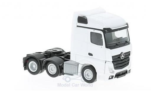 Modelauto Mercedes Actros Streamspace 6x2 wit 2011 Zugmaschine 1/87 Herpa