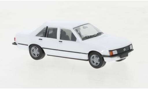 Modelauto Opel Rekord E wit 1/87 Herpa