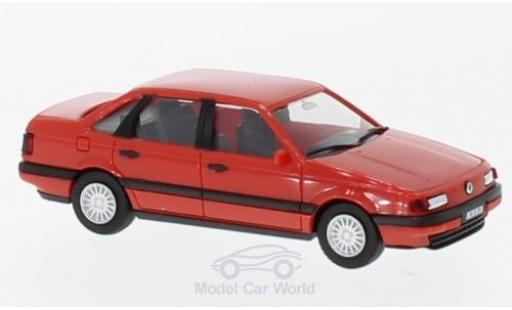 Modelauto Volkswagen Passat Base rood H-Edition met Kennzeichenbedruckung 1/87 Herpa