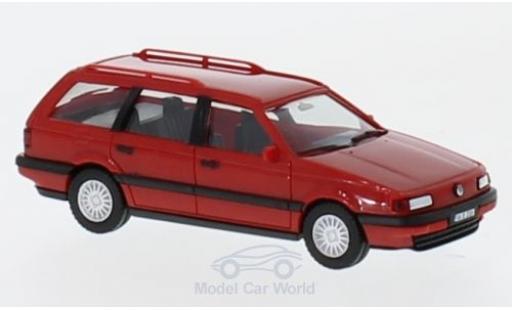 Modelauto Volkswagen Passat Base Variant rood H-Edition 1/87 Herpa