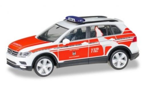 Modelauto Volkswagen Tiguan Base Brandweer Wolfsburg Notarztfahrzeug 1/87 Herpa