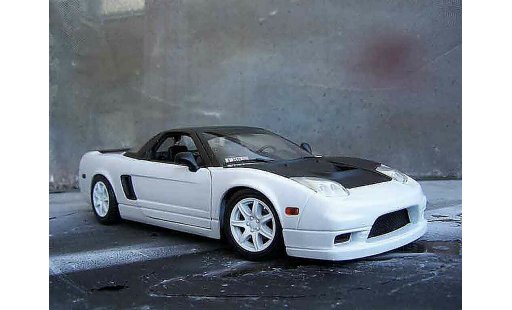 Honda NSX Base 1/18 Motormax type r wit modelauto