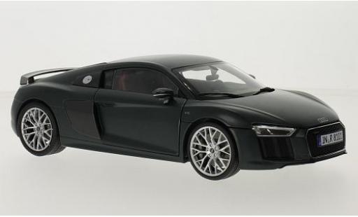 Modelauto Audi R8 v10 plus Coupe mat-groen 2015 1/18 iScale