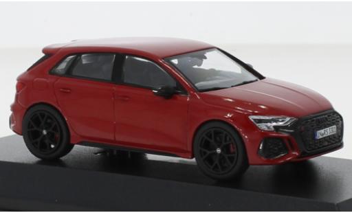 Modelauto Audi RS3 sportback rood 2022 1/43 iScale