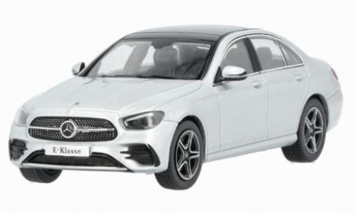 Modelauto Mercedes Classe E Base (W213) MOPF grijs 2020 1/43 iScale