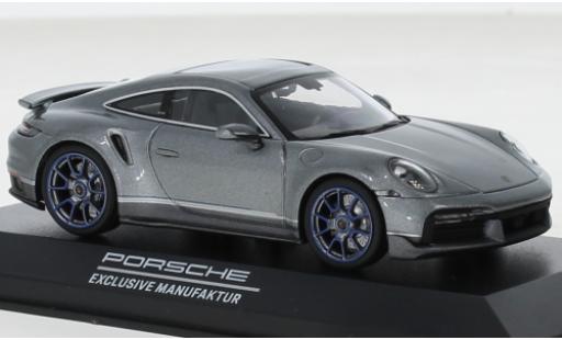Modelauto Porsche 911 Turbo s Exclusive Embraer grijs 1/43 Minichamps