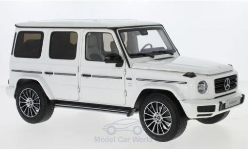 Modelauto Mercedes Classe G Base (W463) wit 2019 40 Jahre 1/18 Minichamps