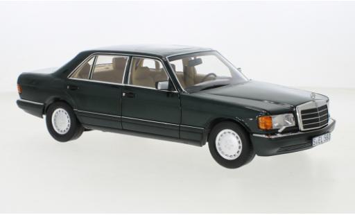 Modelauto Mercedes 560 Base SEL (V126) metallic groen 1985 1/18 Norev