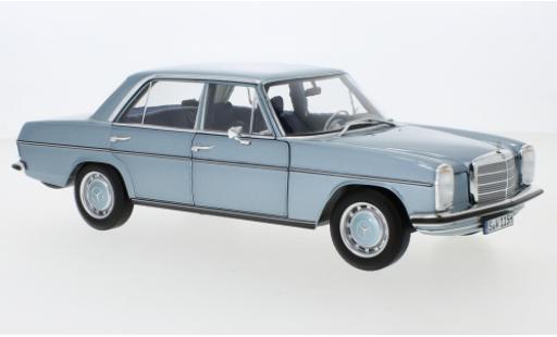 Modelauto Mercedes 200 Base (W115) metallic blauw 1968 1/18 Norev