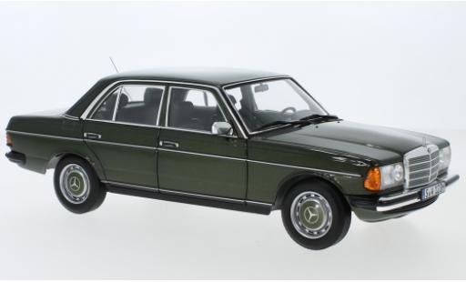 Modelauto Mercedes 200 Coupe (W123) metallic groen 1980 1/18 Norev