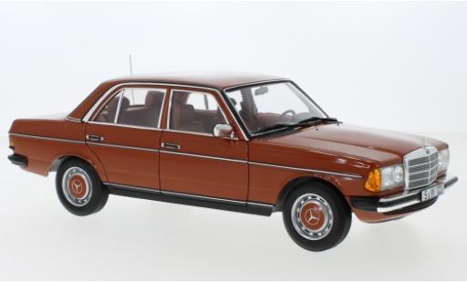 Modelauto Mercedes 200 Coupe (W123) rood 1980 1/18 Norev