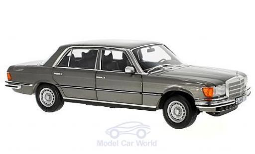 Modelauto Mercedes 450 Base 6.9 (W116) metallic grijs 1976 1/18 Norev