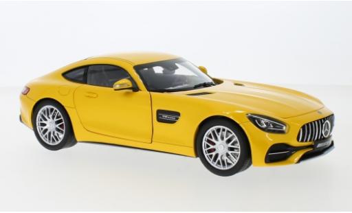 Modelauto Mercedes AMG GT GT S (C190) metallic geel 1/18 Norev