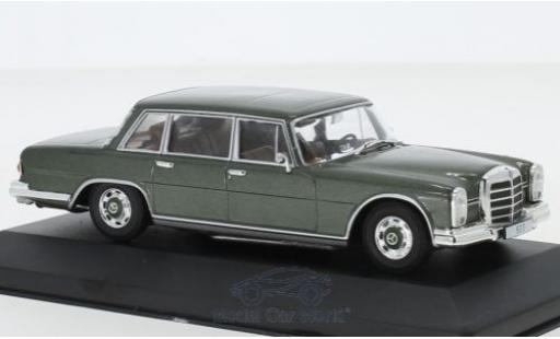 Modelauto Mercedes 600 Base (W100) metallic groen 1964 1/43 Pct