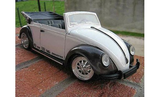 Volkswagen Kafer Cabriolet 1/18 Solido race air modelauto