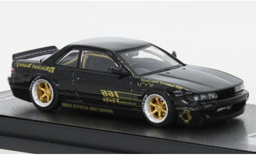 Modelauto Nissan Silvia S13 () Pandem V1 zwart/Dekor RHD 1/64 INNO64