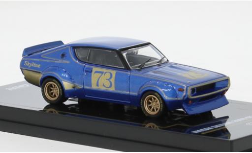 Modelauto Nissan Skyline 2000 GT-R (KPGC110) blauw/gold 1972 1/64 INNO64