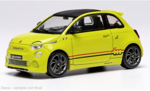 Modelauto Fiat 500 Abarth e geel 2024 1/43 IXO