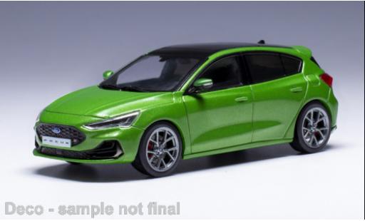 Modelauto Ford Focus ST metallic groen 2022 1/43 IXO