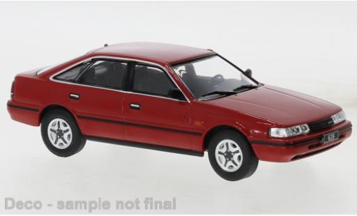 Modelauto Mazda 626 Base 2 rood 1987 1/43 IXO