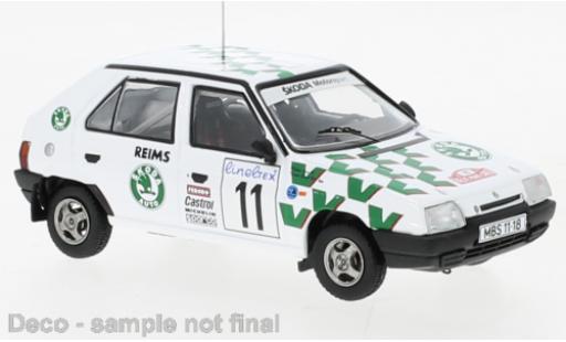 Modelauto Skoda Favorit Rally No.11 WM Monte Carlo 1993 1/43 IXO