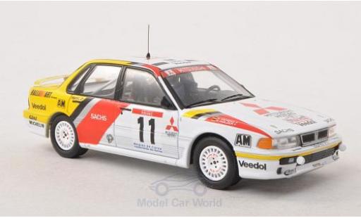 Modelauto Mitsubishi Galant VR4 VR-4 No.11 RalliArt Tour de Corse 1991 R.Holzer/K.Wendel 1/43 IXO
