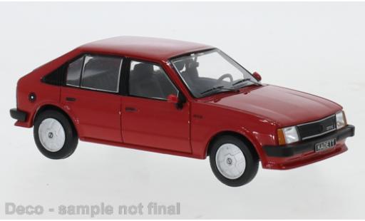 Modelauto Opel Kadett D GT/E D rood 1983 1/43 IXO