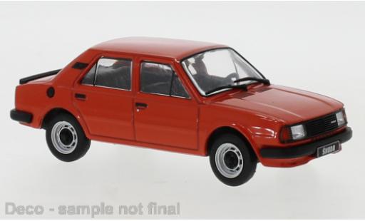 Modelauto Skoda 120 Base L rood 1983 1/43 IXO
