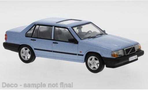 Modelauto Volvo 940 Turbo metallic blauw 1990 1/43 IXO