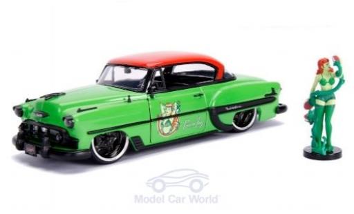 Modelauto Chevrolet Bel Air Coupe Hardtop Poison Ivy 1953 met Figur DC Comics Bombss 1/24 Jada Toys