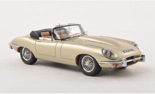 Modelauto Jaguar E-Type Base beige 1/43 Matrix