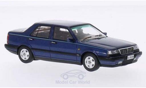Modelauto Lancia Thema 8.32 2S metallic blauw 1988 1/43 Kess