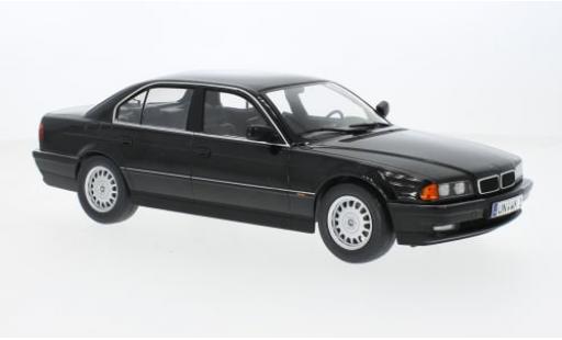 Modelauto Bmw 740 E38 i () metallic zwart 1994 1/18 KK Scale