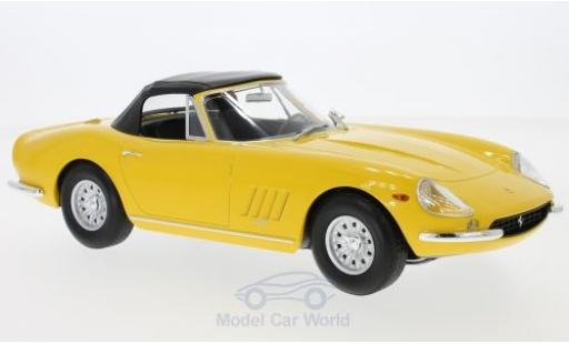 Modelauto Ferrari 275 GTB/4 NART Spyder geel Softtop liegt ein 1/18 KK Scale