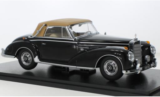 Modelauto Mercedes 300 Cabriolet SC (W188) zwart/beige 1957 1/18 KK Scale