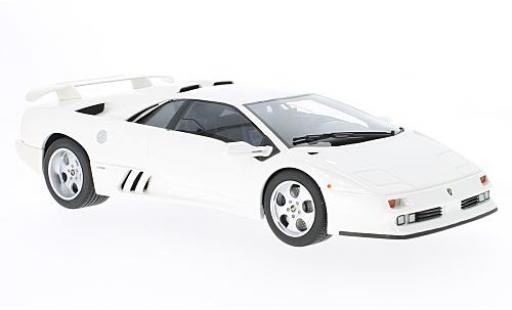Modelauto Lamborghini Diablo SE30 Jota metallic wit 1/18 GT Spirit