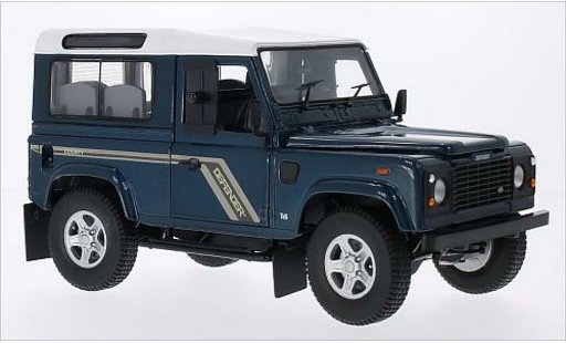 Land Rover Defender 90 1/18 Universal Hobbies County Station Wagon metallic groen/wit RHD 2004 modelauto