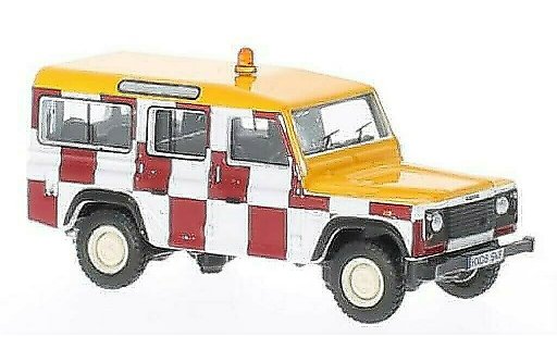 Land Rover Defender Base 1/76 Oxford Station Wagon RAF Northolt modelauto