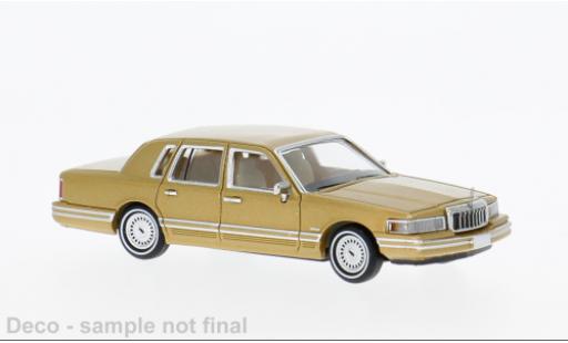 Modelauto Lincoln Town Car Base gold 1991 1/87 PCX87