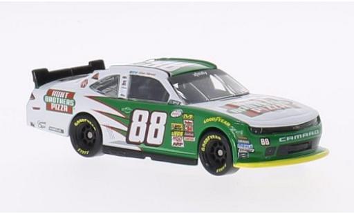 Modelauto Chevrolet Camaro RS No.88 JR Motorsports Hunt Brothers Pizza Nascar 2015 K.Harvick 1/24 Lionel Racing
