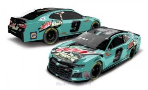 Modelauto Chevrolet Camaro RS No.9 Hendrick Motorsports Mountain Dew Baja Blast Nascar 2018 C.Elliott 1/64 Lionel Racing