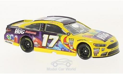Modelauto Ford Fusion Nascar No.17 Roush Fenway Racing Little Hugs 2017 R.Stenhouse Jr. zonder Vitrine 1/64 Lionel Racing
