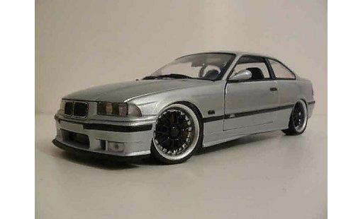 Bmw M3 coupe 1/18 Ut Models E36 grijs jantes bbs modelauto