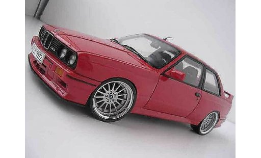 Bmw M3 coupe 1/18 Autoart Alpina E30 jantes chromees modelauto